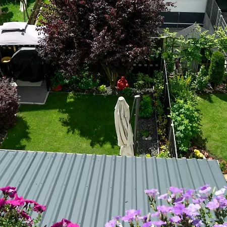 Mit Balkon Im Stuttgart Flughafen Messe *